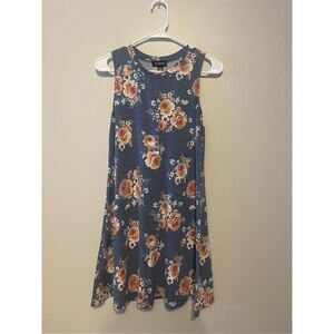 A. Byer Medium T Shirt Dress Blue Floral Knee Length